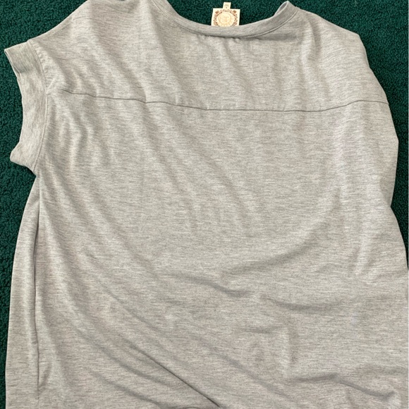 Woman’s T-shirt - Picture 3 of 3